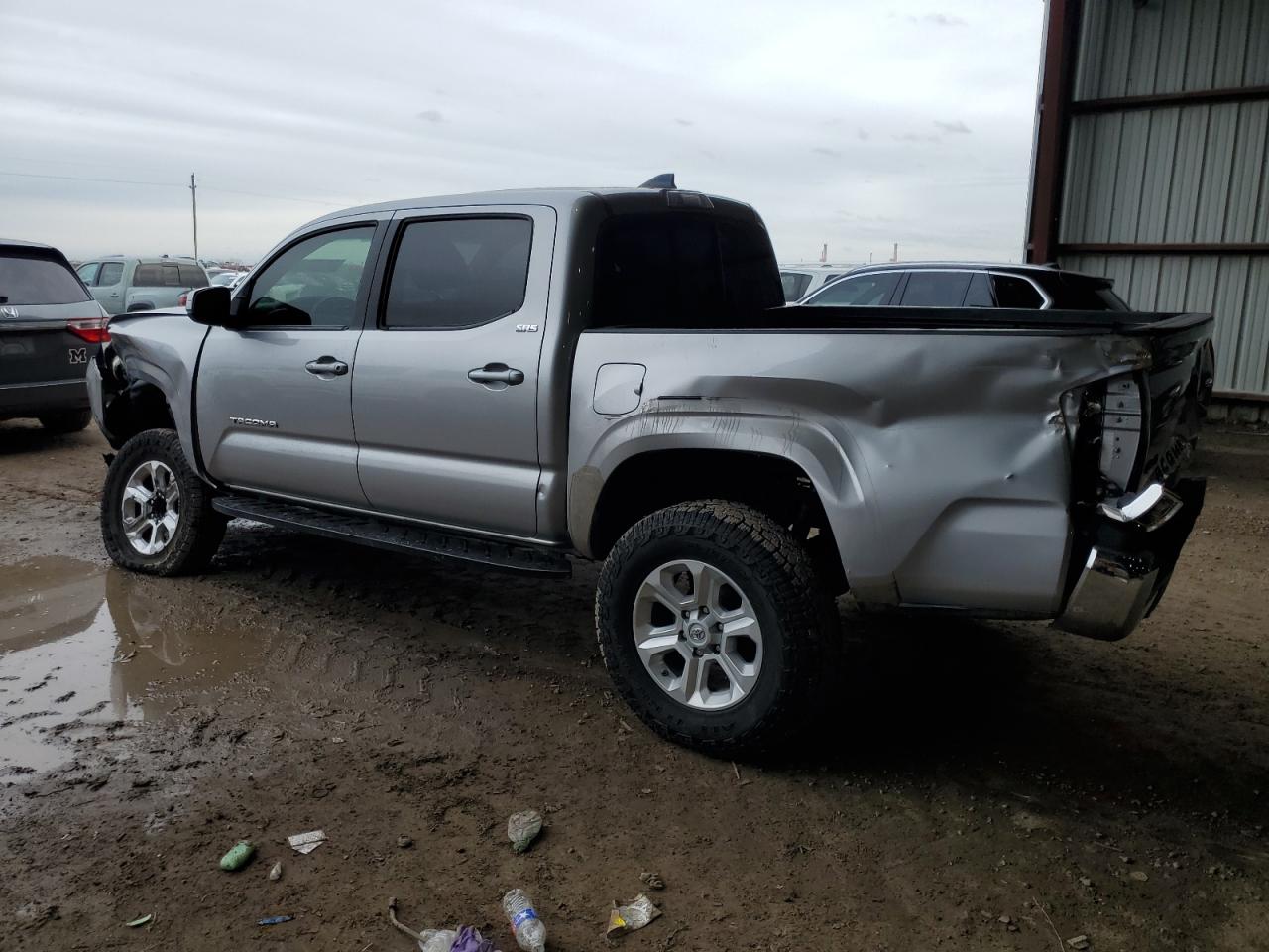2016 Toyota Tacoma VIN 5TFCZ5AN5GX022989 Copart auction photo, rear end / front end damage thumbnail 2