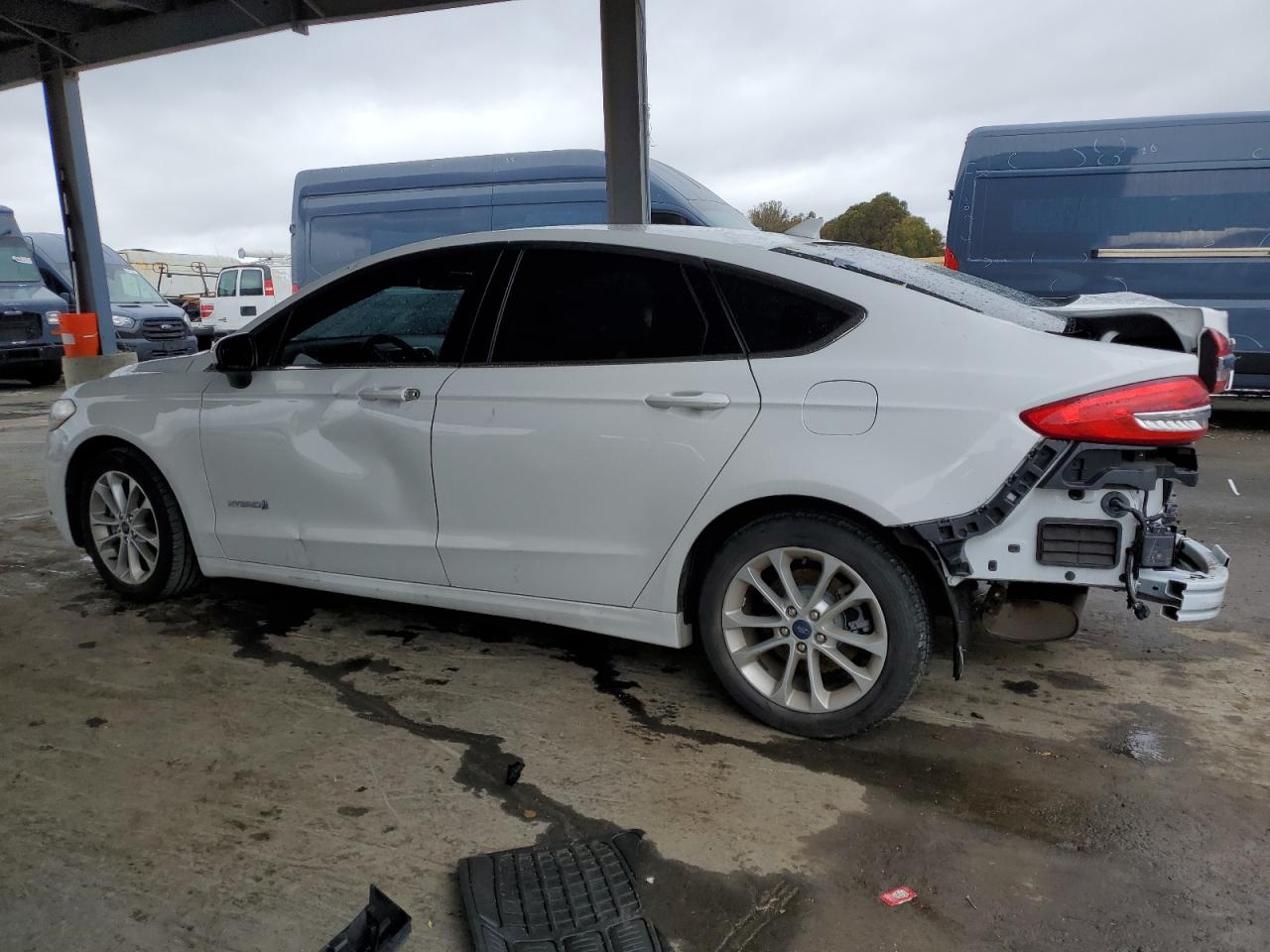 2019 Ford Fusion VIN 3FA6P0LU7KR137787 Copart auction photo, rear end / side damage thumbnail 2