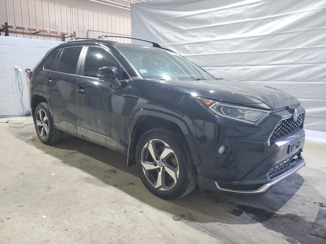 2021 Toyota RAV 4 VIN JTMAB3FV2MD047712 Copart auction photo, front end / side damage thumbnail 4