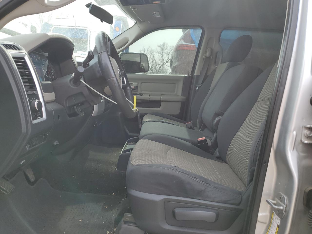 2011 Dodge RAM VIN 3D7UT2CL5BG593286 Copart auction photo, front end / side damage thumbnail 7