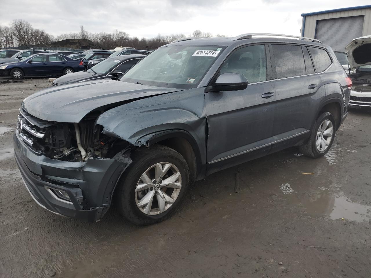 2018 Volkswagen Atlas VIN 1V2MR2CA0JC527056