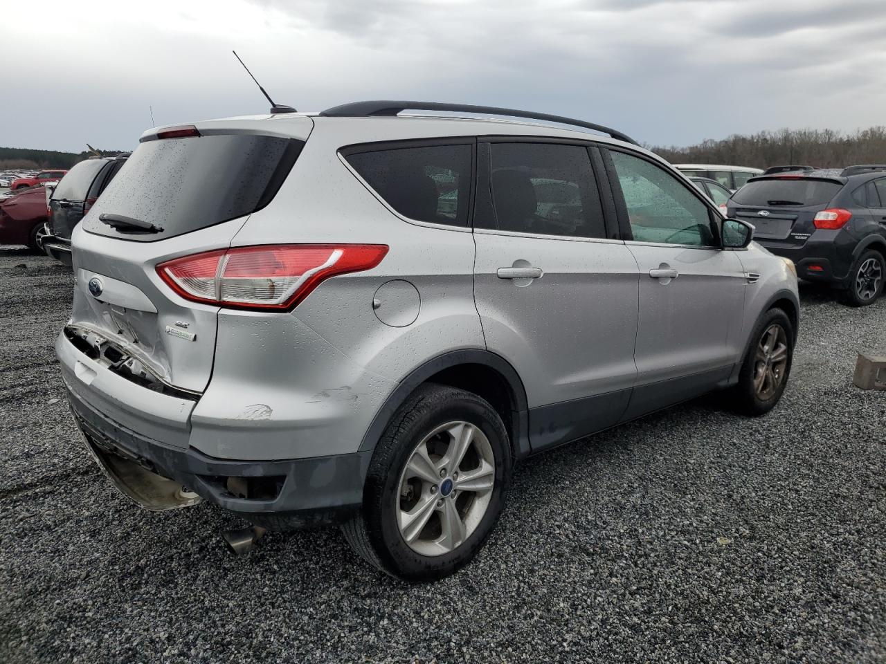 2015 Ford Escape VIN 1FMCU0GX8FUB55610 Copart auction photo, rear end damage thumbnail 3