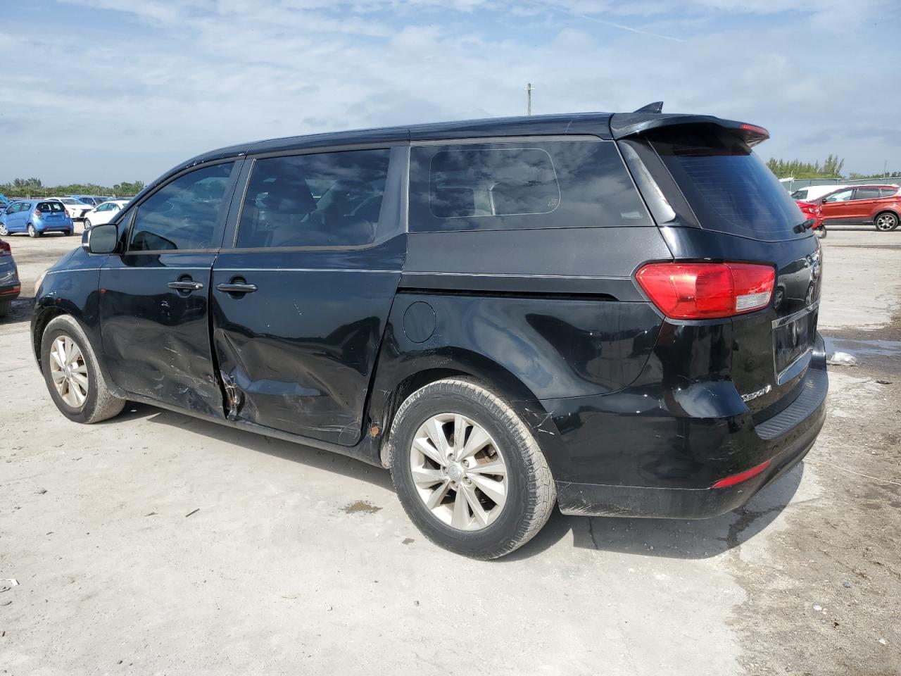 2016 KIA Sedona VIN KNDMA5C13G6186138 Copart auction photo, side damage thumbnail 2