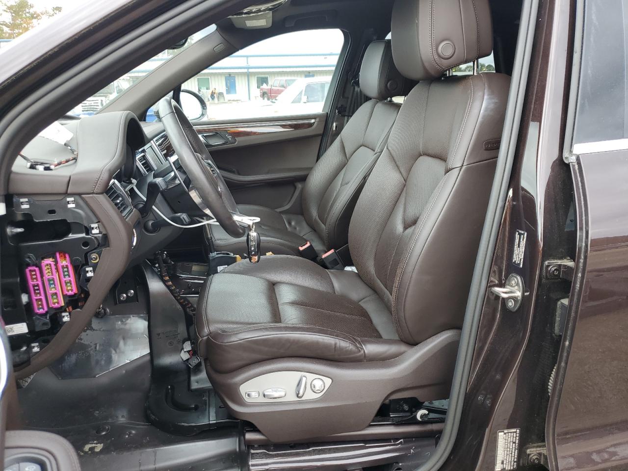 2016 Porsche Macan VIN WP1AB2A51GLB46032 Copart auction photo, mechanical damage thumbnail 7