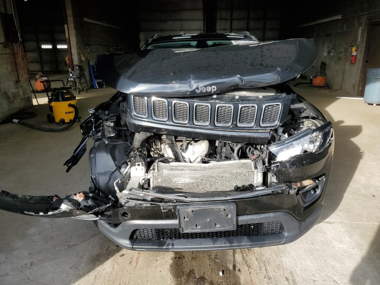 2020 Jeep Compass VIN 3C4NJDBB2LT132323 Copart auction photo, front end damage thumbnail 5