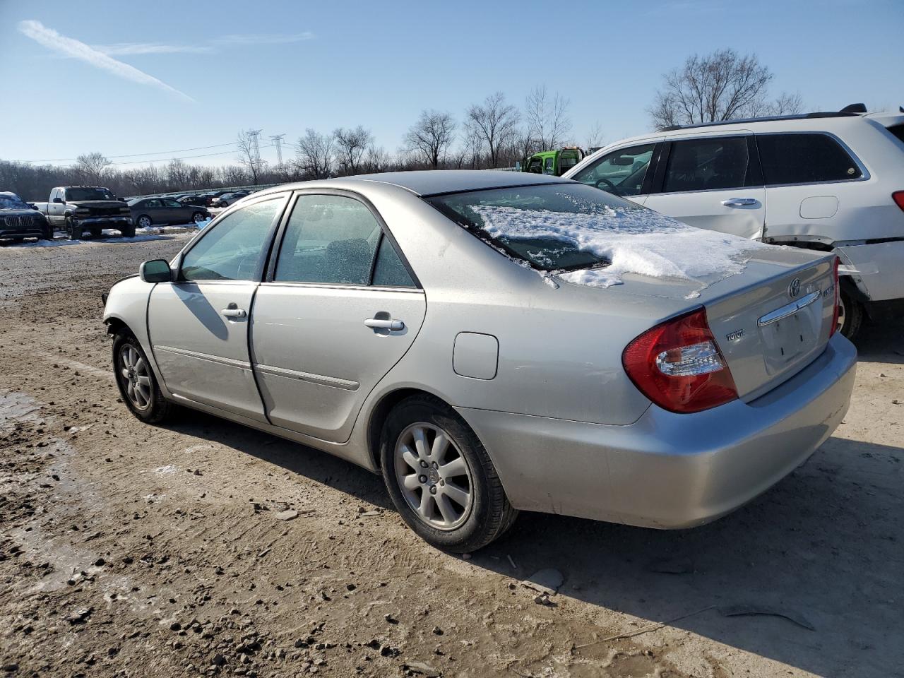 2004 Toyota Camry VIN 4T1BE30K34U921409 Copart auction photo, front end damage thumbnail 2