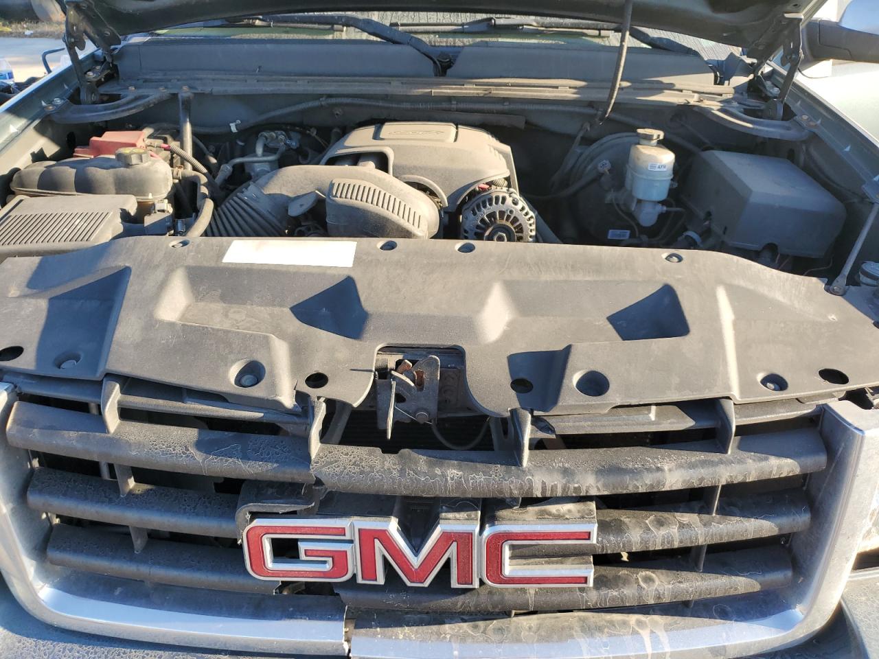 2011 GMC Sierra VIN 3GTP1VE06BG396354 Copart auction photo, front end / side damage thumbnail 12