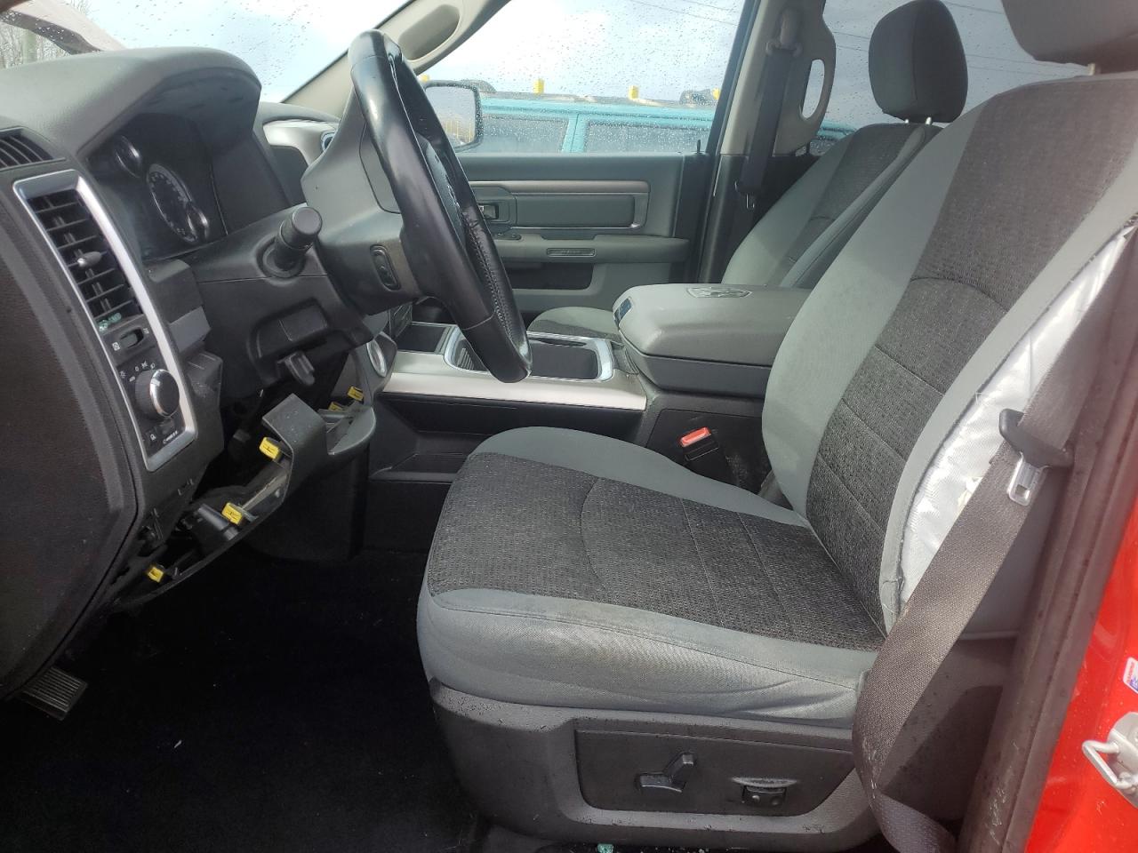 2020 RAM 1500 VIN 1C6RR6TT2LS134031 Copart auction photo, front end / side damage thumbnail 7