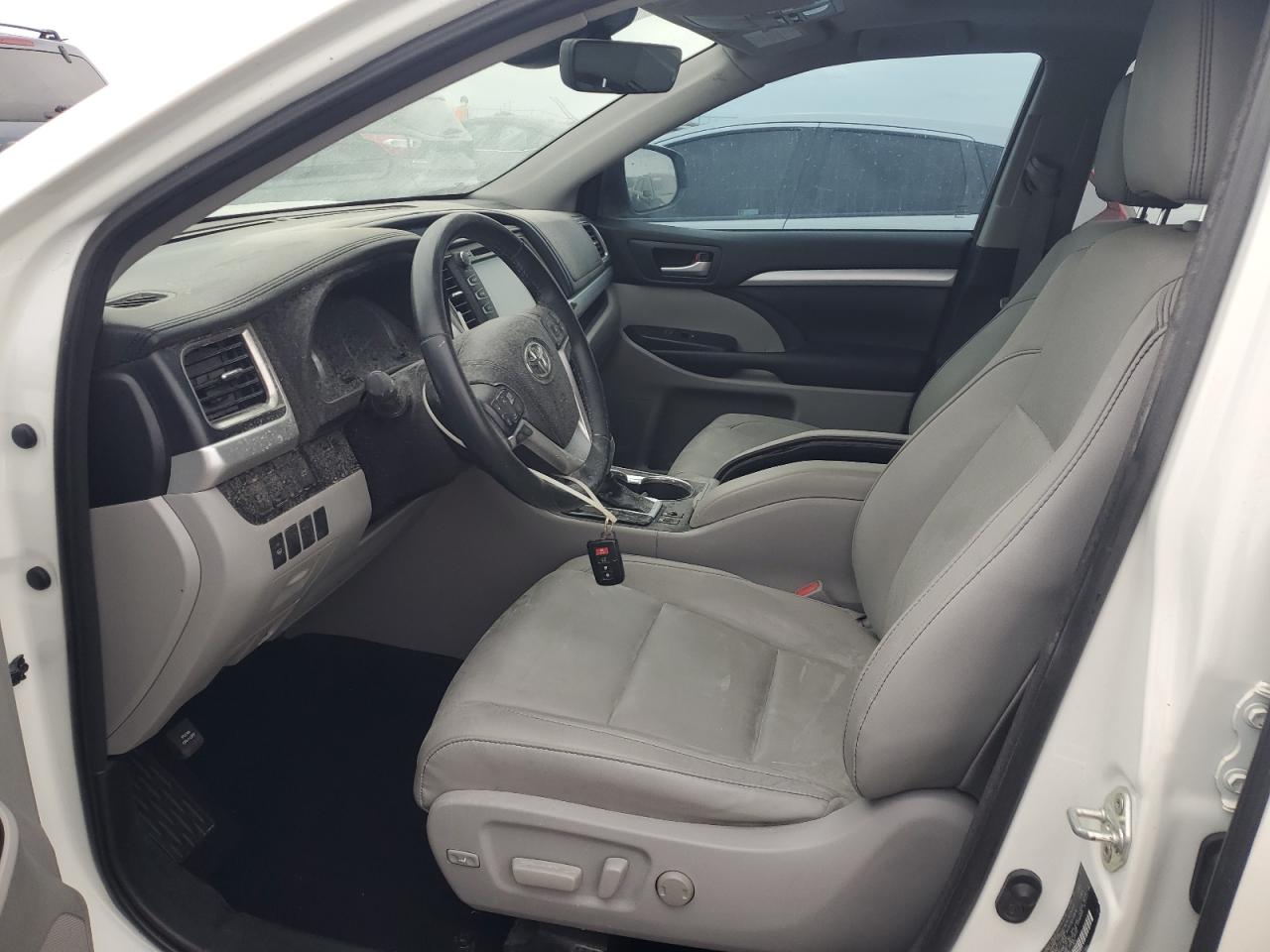 2018 Toyota Highlander VIN 5TDKZRFH8JS280104 Copart auction photo, water/flood damage thumbnail 7