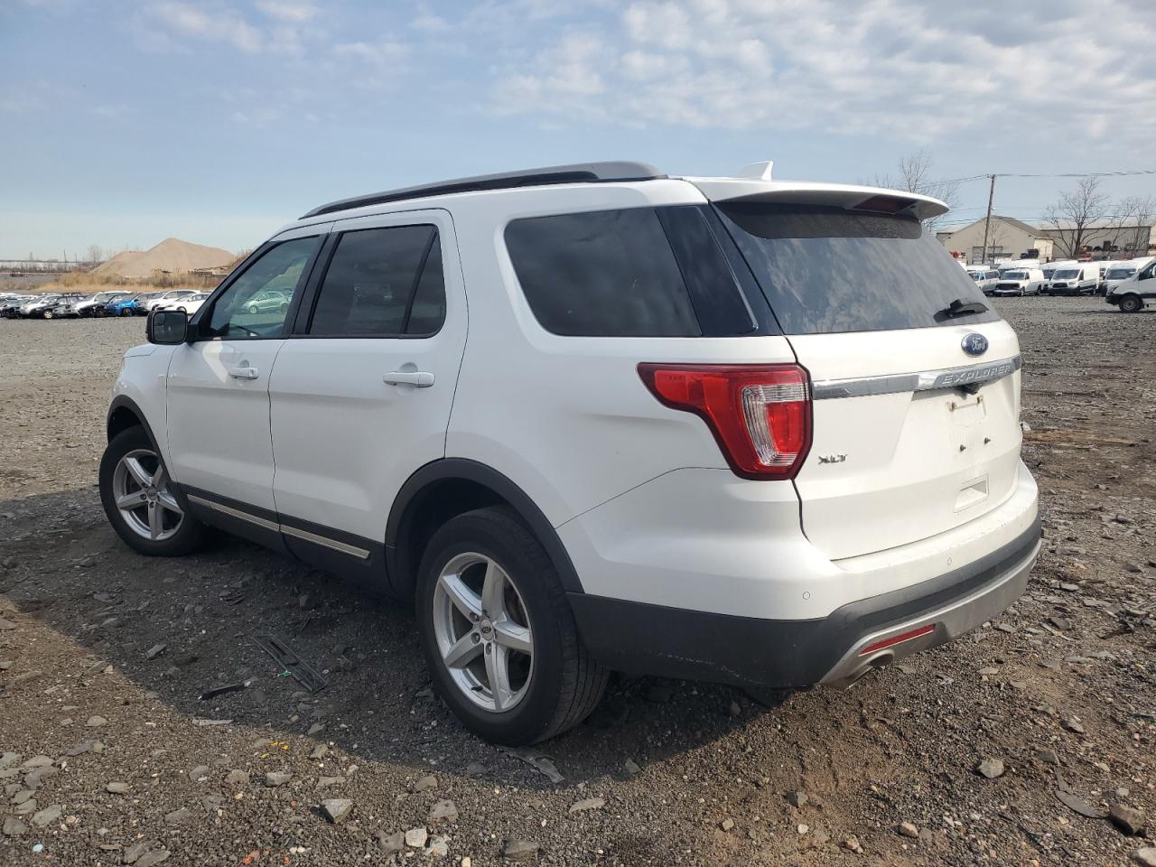 2017 Ford Explorer VIN 1FM5K8D81HGA67994 Copart auction photo, side damage thumbnail 2