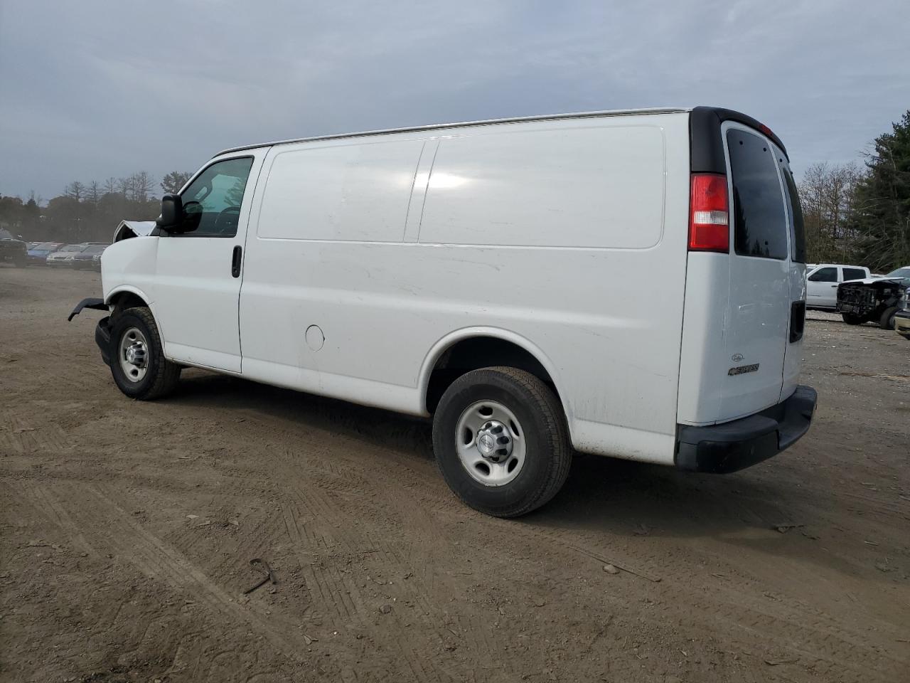 2017 Chevrolet Express VIN 1GCWGAFF2H1189716 Copart auction photo, front end / minor dent/scratches damage thumbnail 2