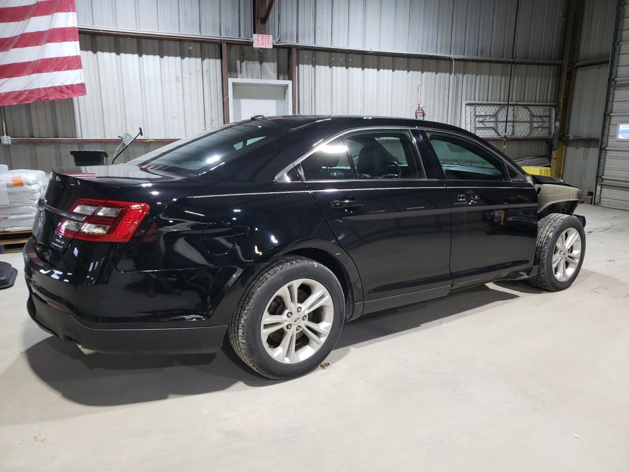 2018 Ford Taurus VIN 1FAHP2E85JG134817 Copart auction photo, front end / minor dent/scratches damage thumbnail 3