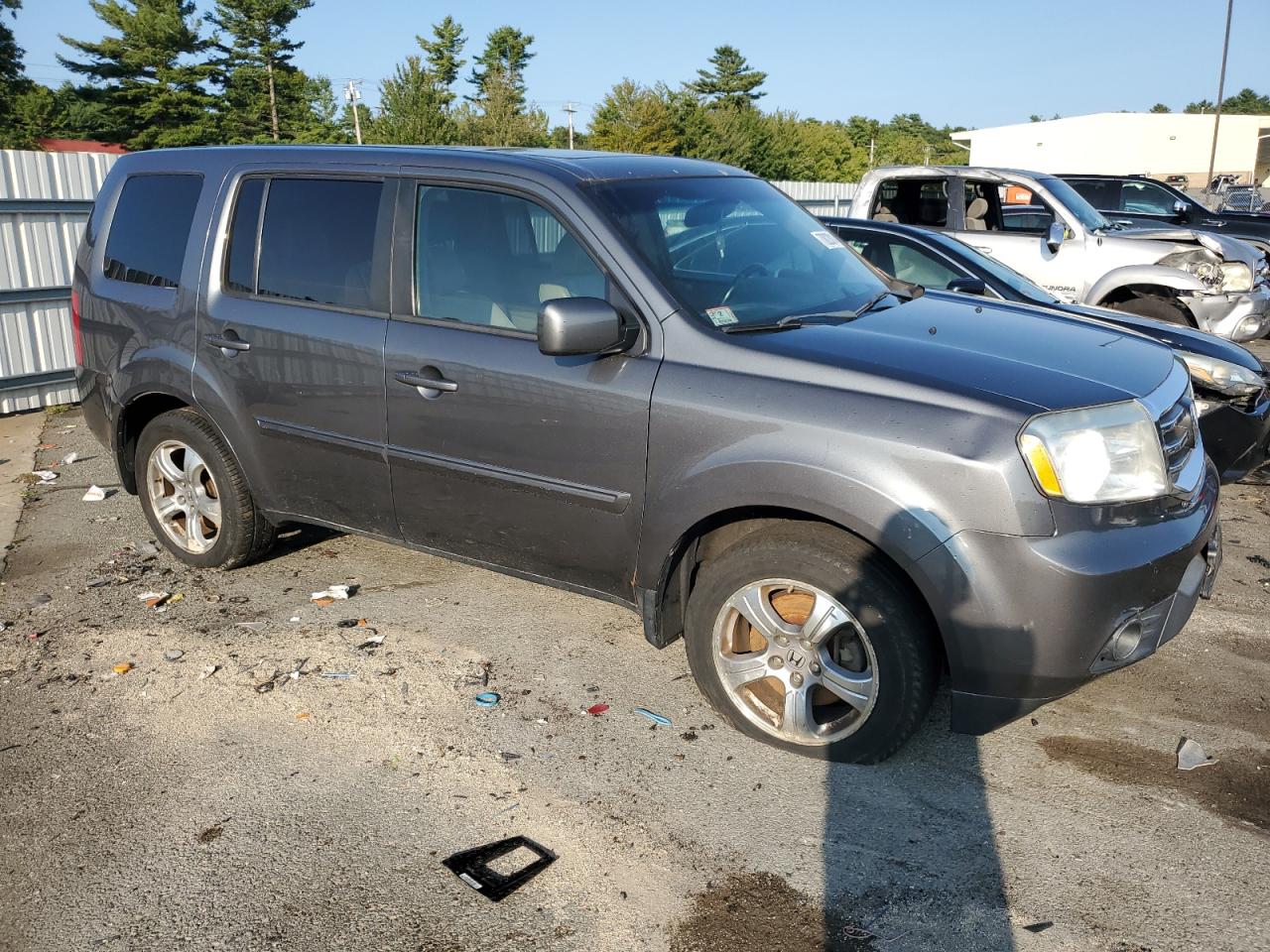 2013 Honda Pilot VIN 5FNYF4H63DB007226 Copart auction photo, water/flood damage thumbnail 4