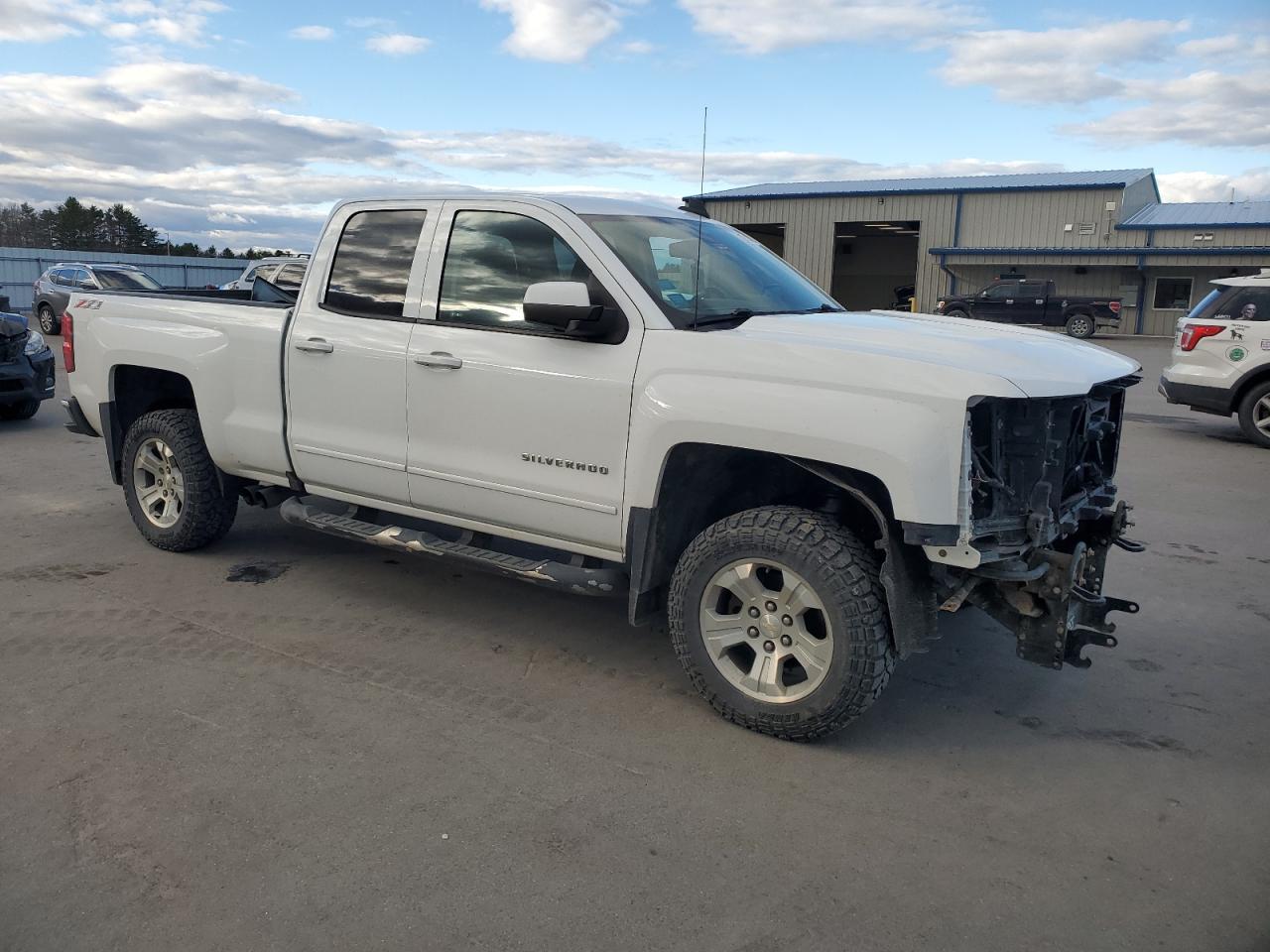 2016 Chevrolet Silverado VIN 1GCVKREC3GZ277397 Copart auction photo, front end damage thumbnail 4