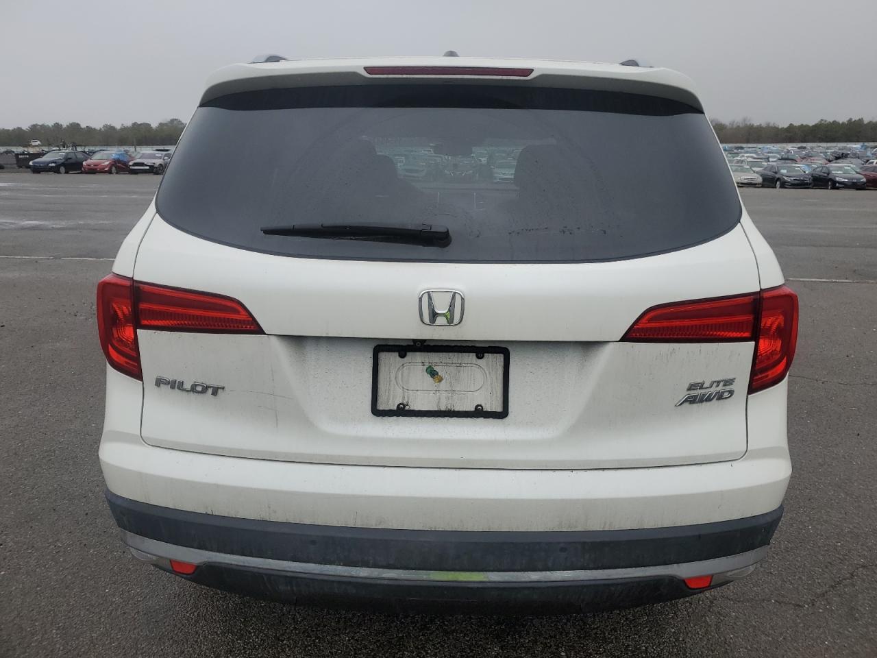 2016 Honda Pilot VIN 5FNYF6H04GB104012 Copart auction photo, front end / side damage thumbnail 6