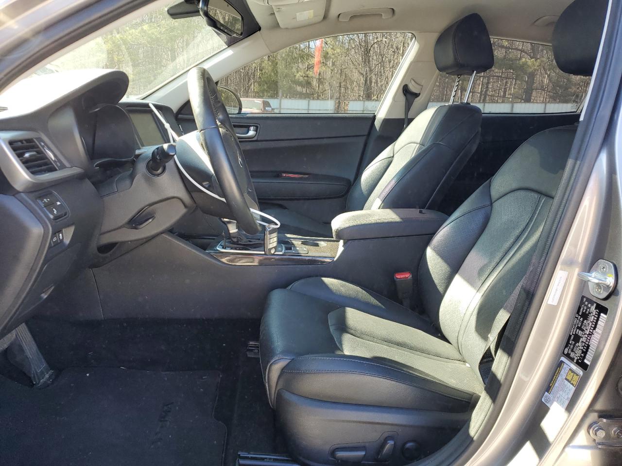 2019 KIA Optima VIN 5XXGU4L18KG306377 Copart auction photo, rear end / minor dent/scratches damage thumbnail 7