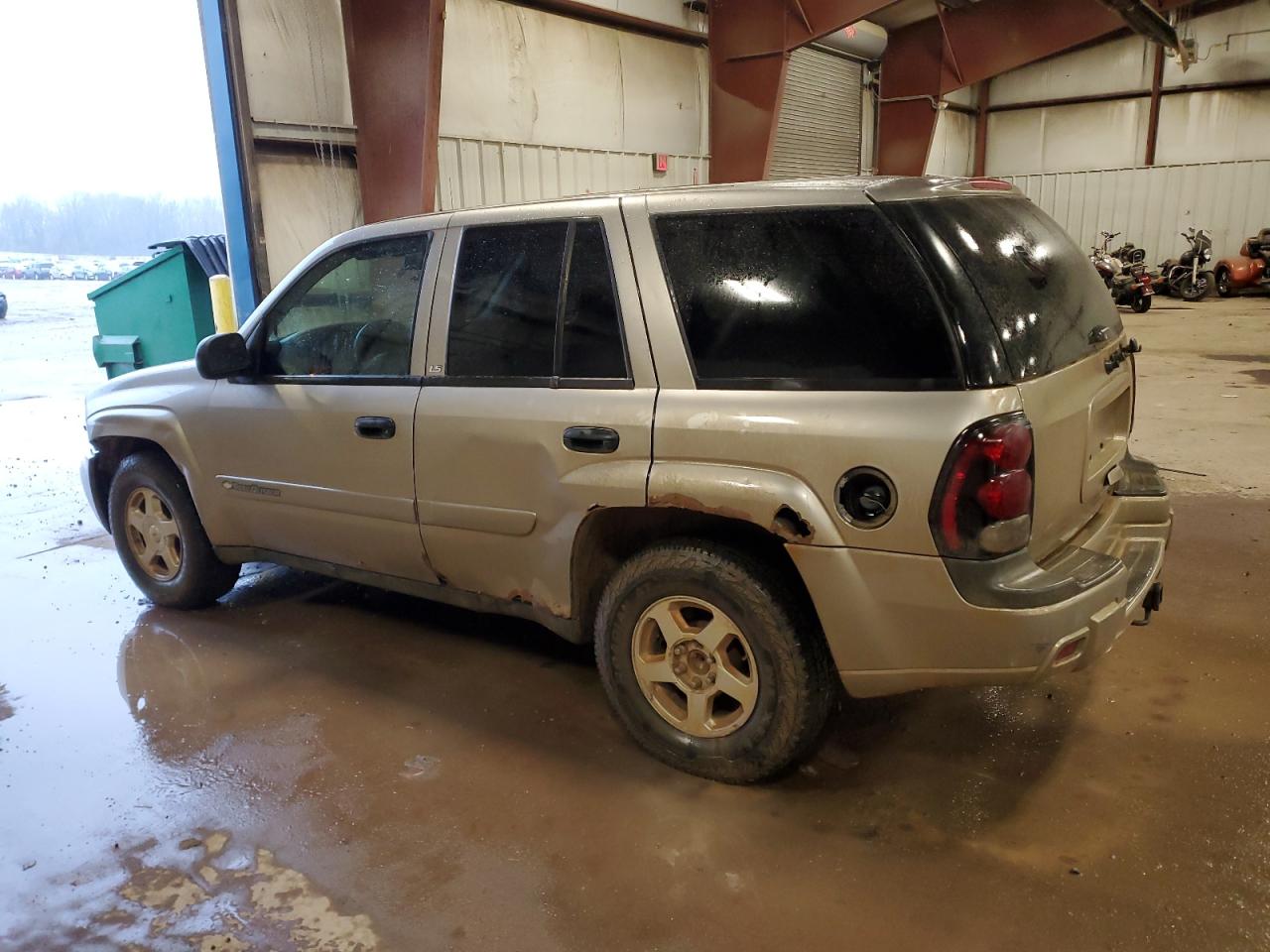2002 Chevrolet TrailBlazer VIN 1GNDT13S122164139 Copart auction photo, front end / side damage thumbnail 2