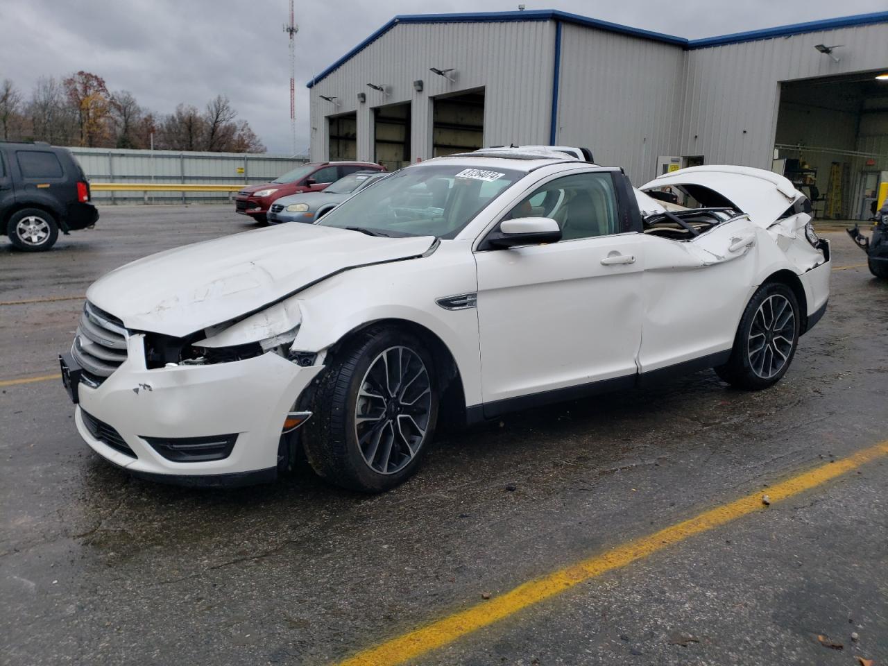 2017 Ford Taurus VIN 1FAHP2E84HG127433