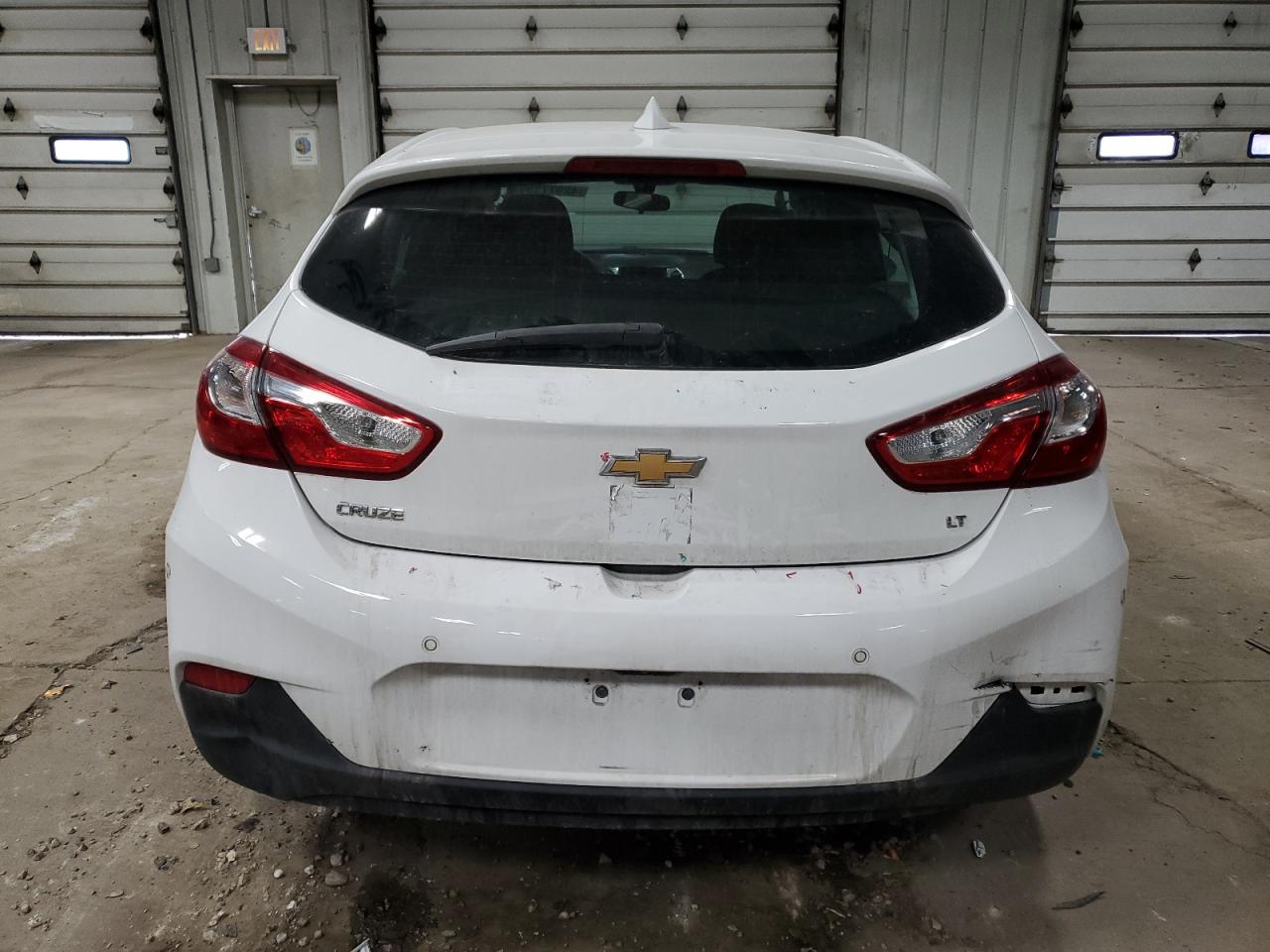 2019 Chevrolet Cruze VIN 3G1BE6SM8KS538091 Copart auction photo, side / rear end damage thumbnail 6