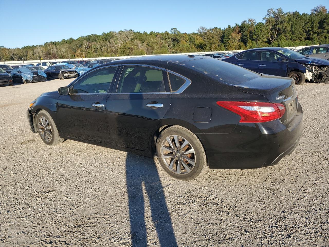 2017 Nissan Altima VIN 1N4AL3AP7HC111931 Copart auction photo, front end damage thumbnail 2