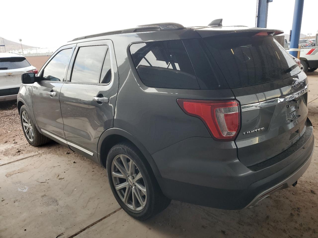 2017 Ford Explorer VIN 1FM5K7F82HGC39053 Copart auction photo, side damage thumbnail 2