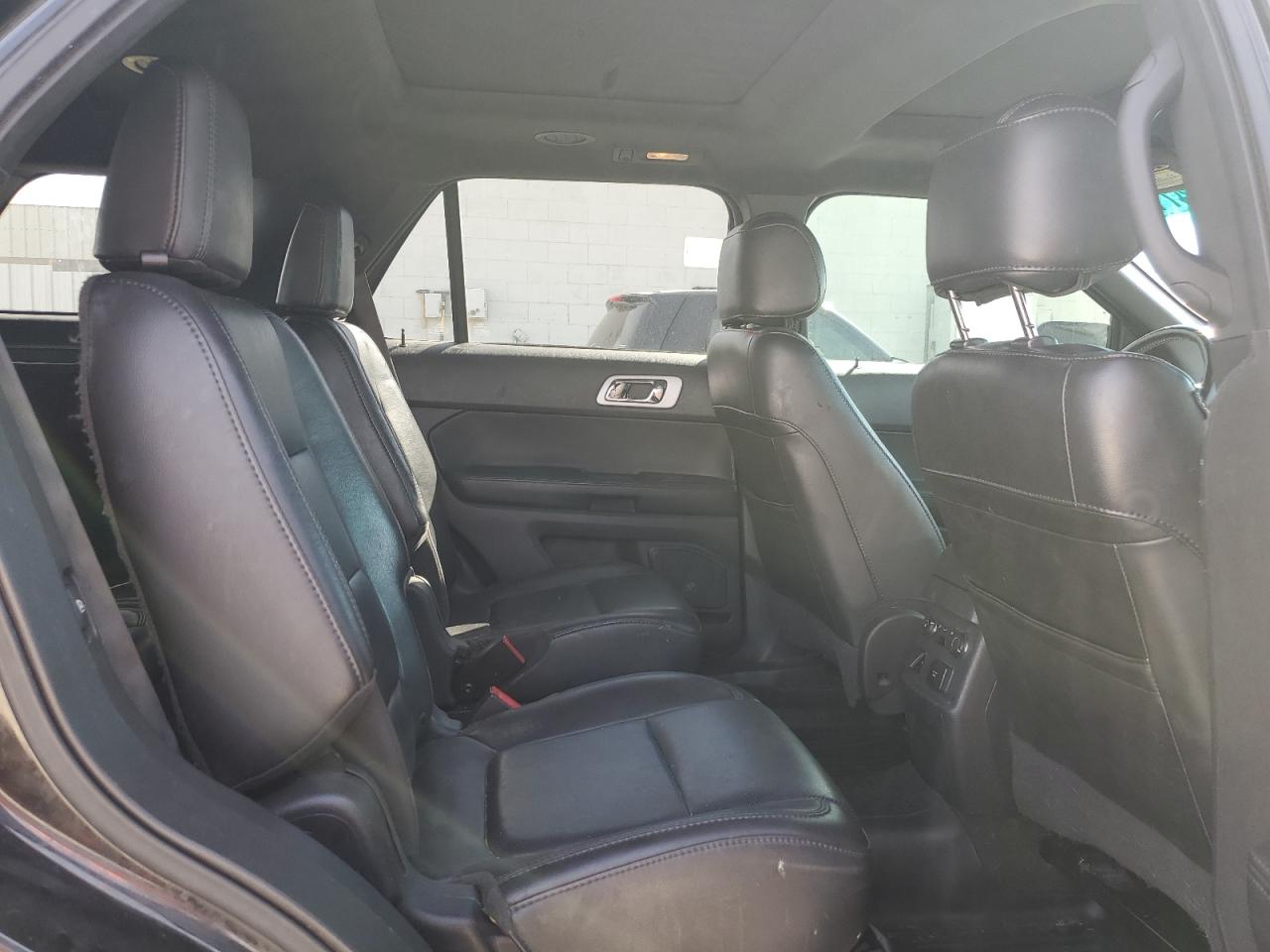 2013 Ford Explorer VIN 1FM5K7F82DGC49334 Copart auction photo, minor dent/scratches damage thumbnail 11