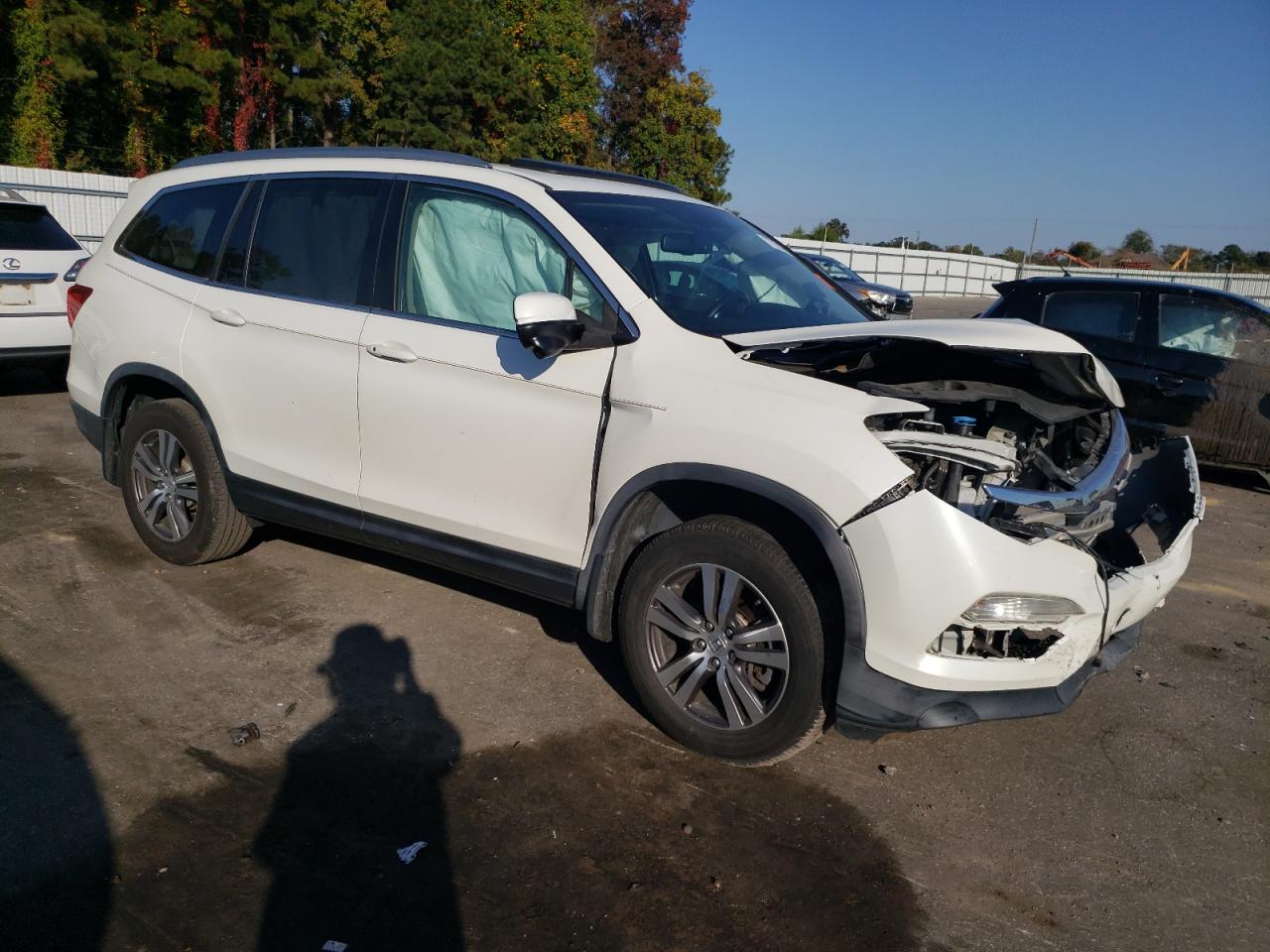 2016 Honda Pilot VIN 5FNYF5H80GB036615 Copart auction photo, front end damage thumbnail 4