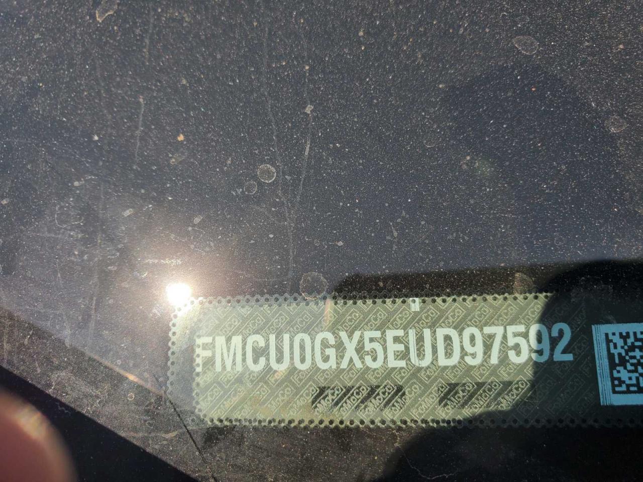 2014 Ford Escape VIN 1FMCU0GX5EUD97592 Copart auction photo, normal wear / minor dent/scratches damage thumbnail 10