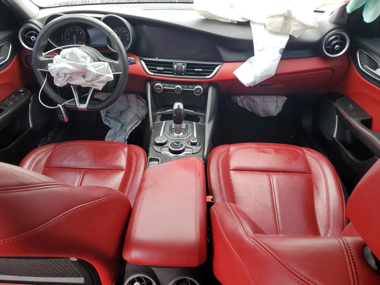 2019 Alfa Romeo Giulia VIN ZARFAMAN1K7621174 Copart auction photo, front end damage thumbnail 8