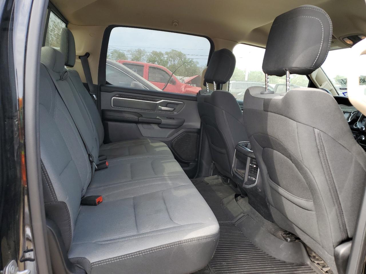 2020 RAM 1500 VIN 1C6RREFT3LN353987 Copart auction photo, rear end / minor dent/scratches damage thumbnail 10