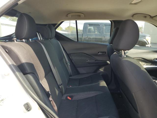 2020 Nissan Kicks VIN 3N1CP5CV7LL561013 Copart auction photo, water/flood damage thumbnail 11