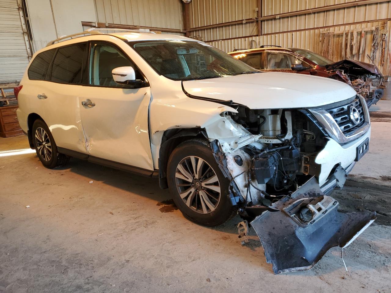 2018 Nissan Pathfinder VIN 5N1DR2MN8JC667368 Copart auction photo, front end / side damage thumbnail 4