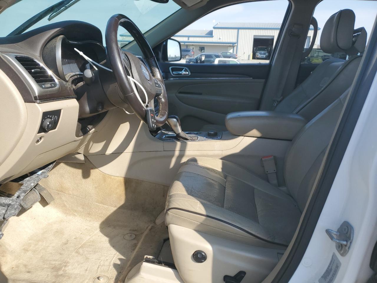 2017 Jeep Grand Cherokee VIN 1C4RJFCG9HC633011 Copart auction photo, water/flood damage thumbnail 7