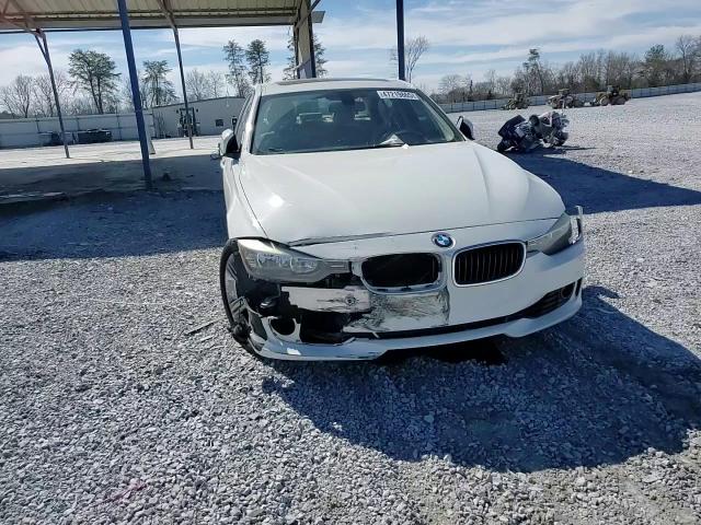 2013 BMW 3er VIN WBA3A5C52DF604261 Copart auction photo, front end damage thumbnail 10