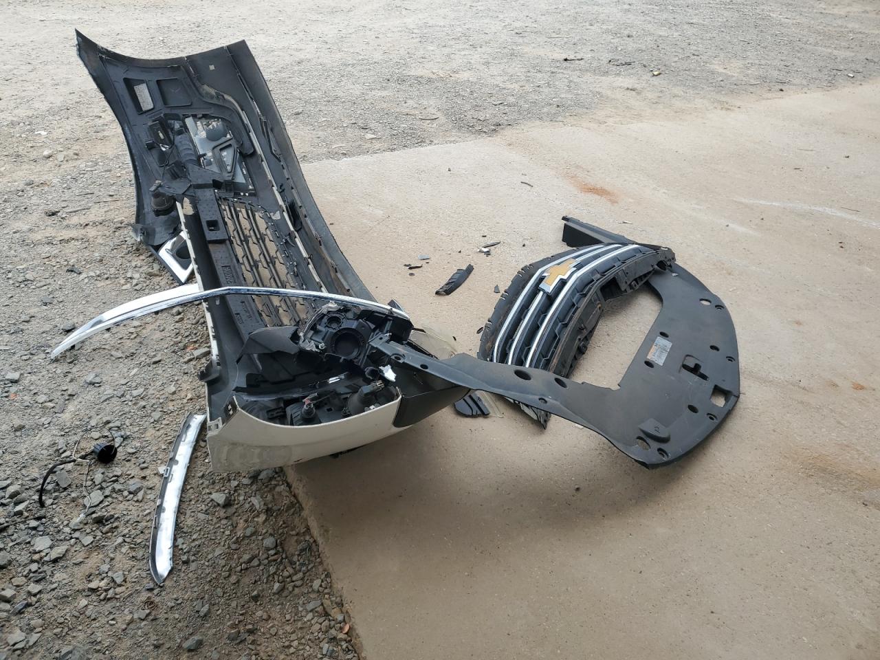 2014 Chevrolet Traverse VIN 1GNKRGKDXEJ251527 Copart auction photo, front end damage thumbnail 13