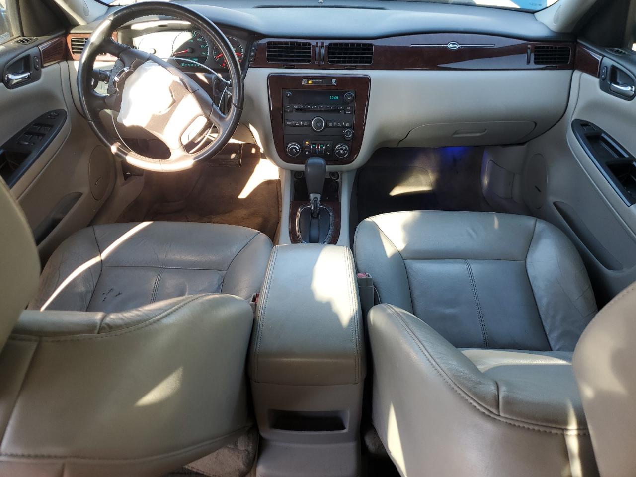 2010 Chevrolet Impala VIN 2G1WB5EK9A1135469 Copart auction photo, front end / minor dent/scratches damage thumbnail 8