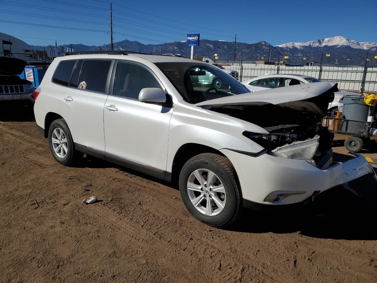 2011 Toyota Highlander VIN 5TDBK3EH6BS092847 Copart auction photo, front end / side damage thumbnail 4