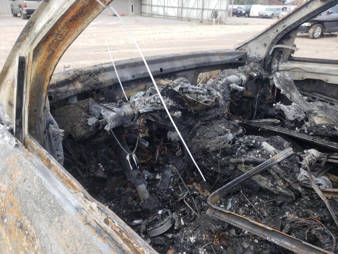 2022 Mercedes-Benz GLE VIN 4JGFB4JB4NA584511 Copart auction photo, burn / all over damage thumbnail 8
