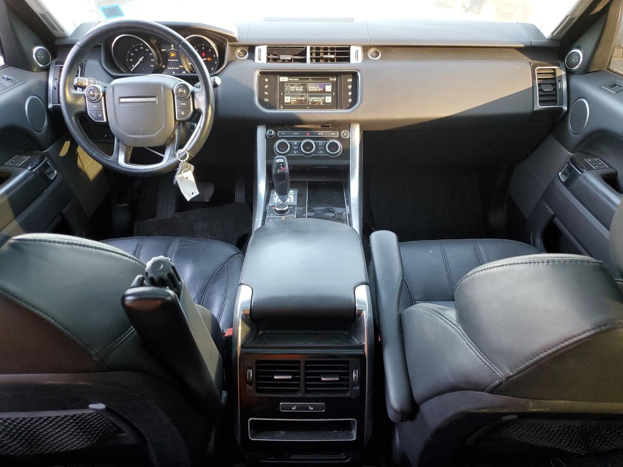 2016 Land Rover Range Rover VIN SALWR2VF6GA561700 Copart auction photo, front end / minor dent/scratches damage thumbnail 8