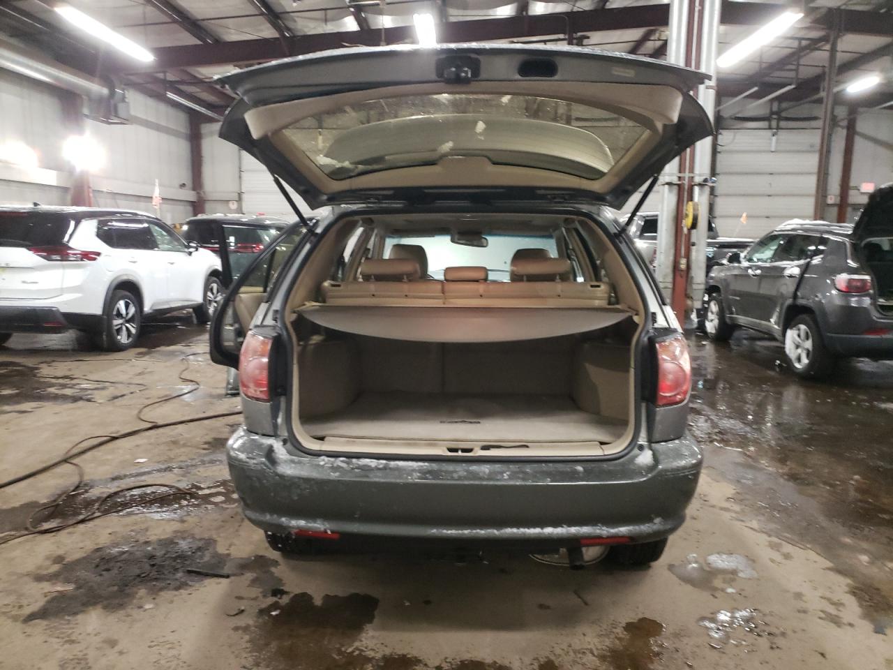 2000 Lexus RX VIN JT6HF10U0Y0130065 Copart auction photo, front end / side damage thumbnail 6