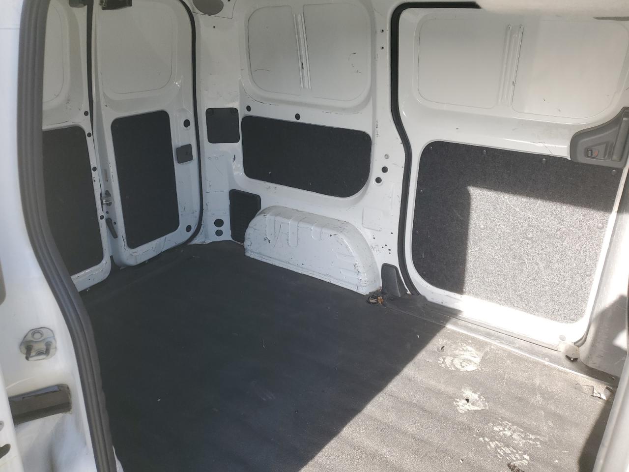 2014 Nissan NV VIN 3N6CM0KN6EK697472 Copart auction photo, front end damage thumbnail 12