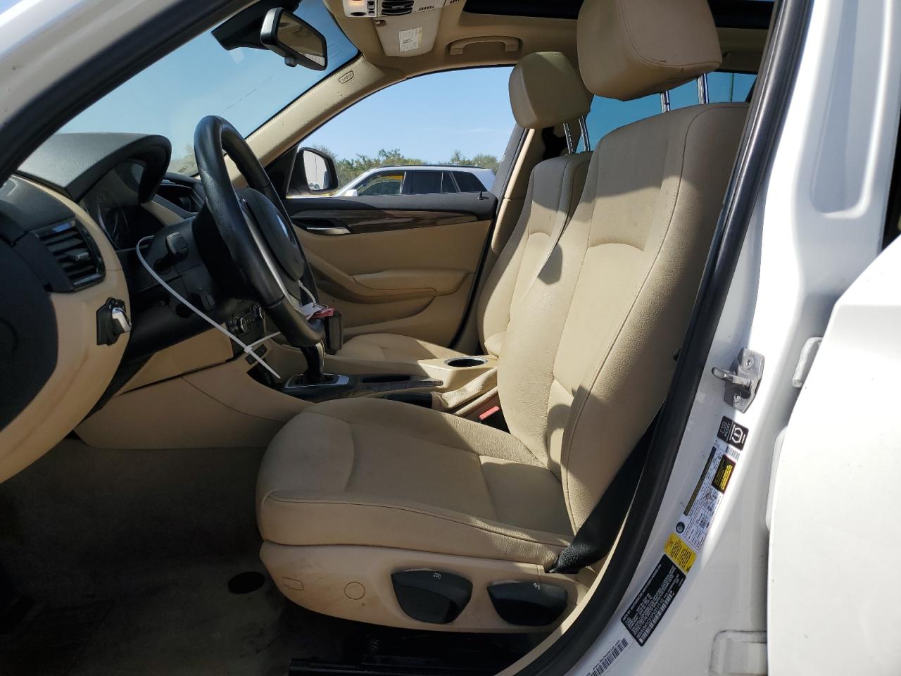 2015 BMW X1 VIN WBAVM1C51FV317110 Copart auction photo, front end damage thumbnail 7