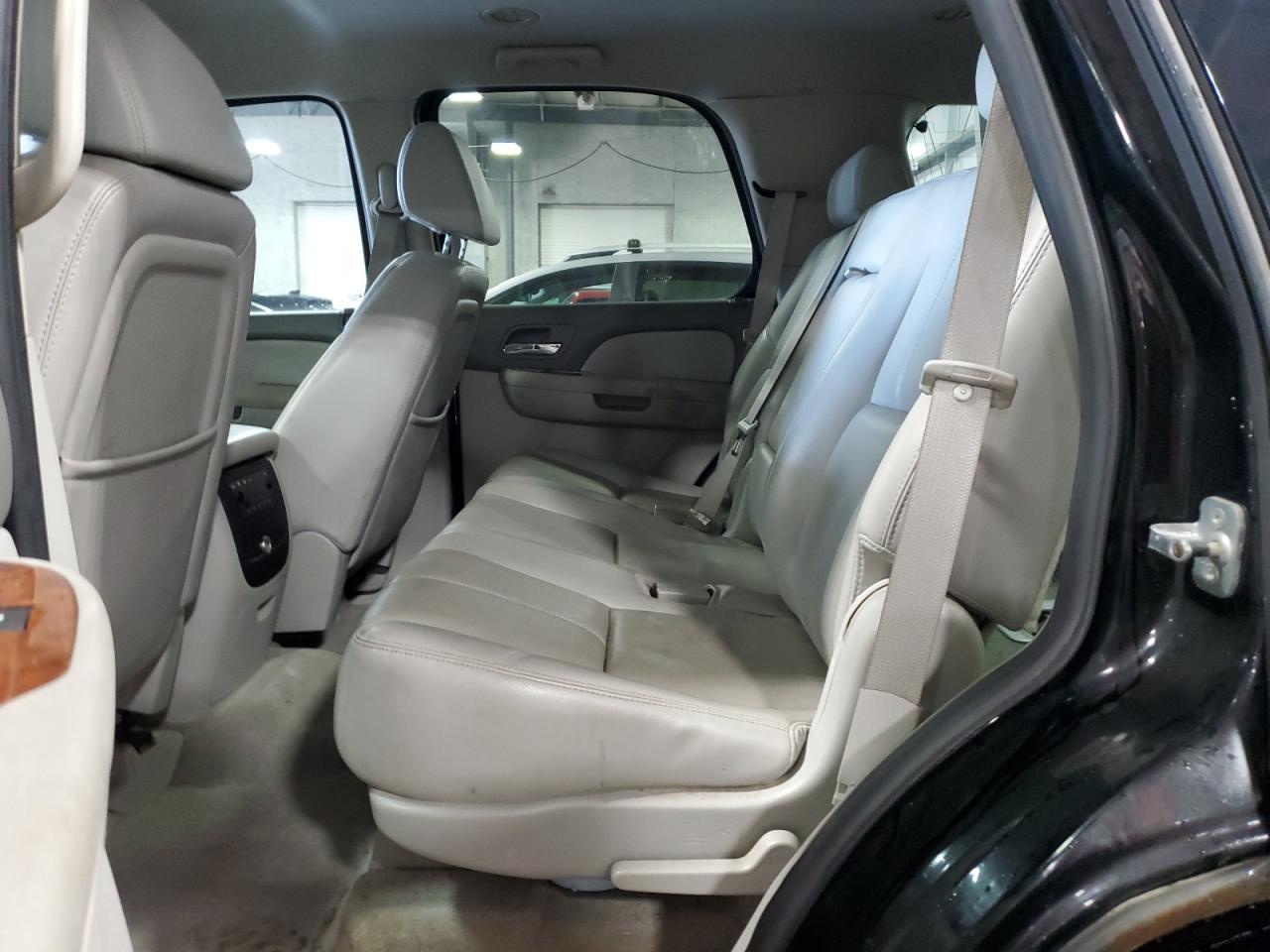 2007 Chevrolet Tahoe VIN 1GNFK13017J312376 Copart auction photo, side damage thumbnail 11