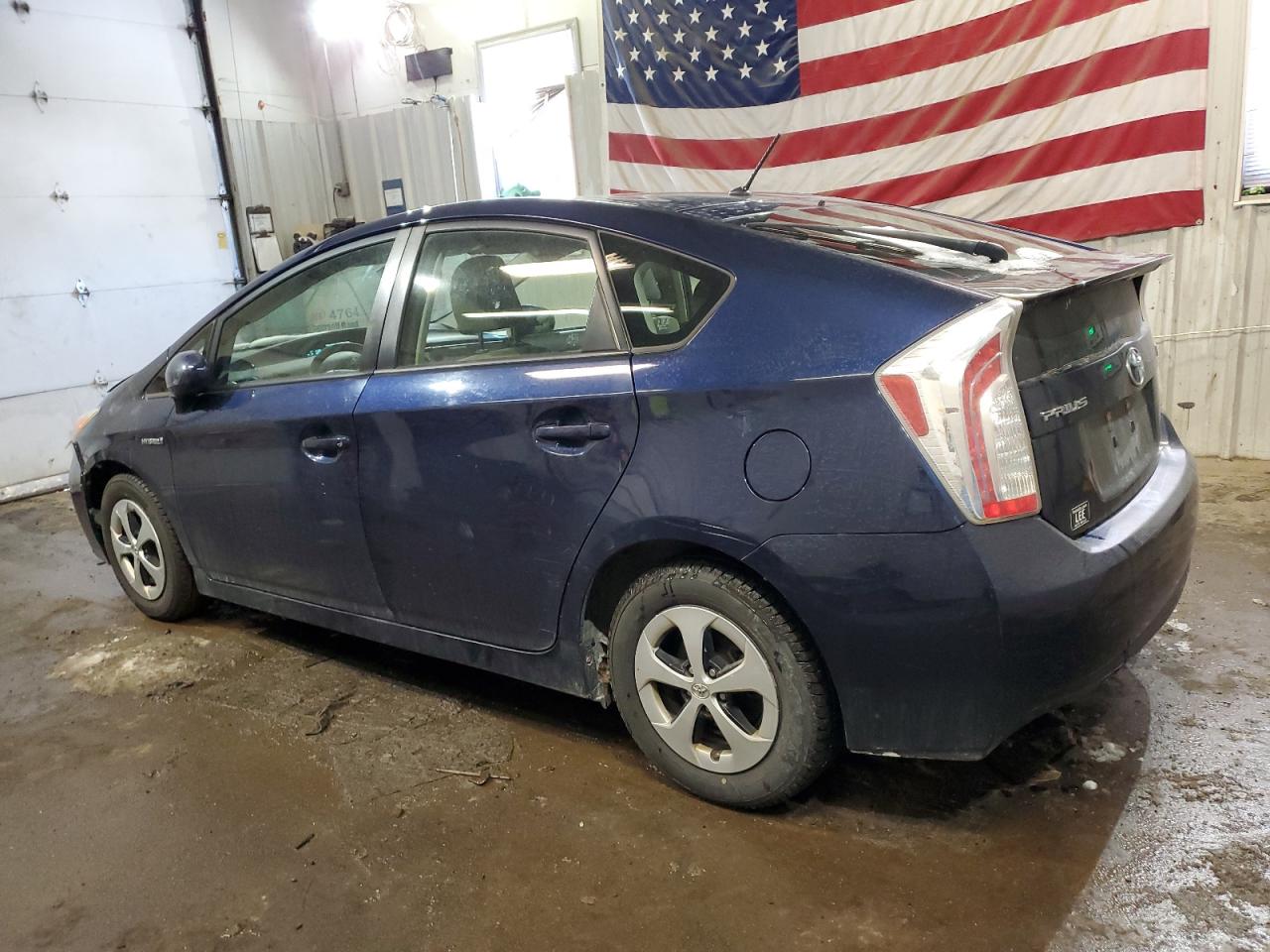 2014 Toyota Prius VIN JTDKN3DU0E1756664 Copart auction photo, front end / minor dent/scratches damage thumbnail 2