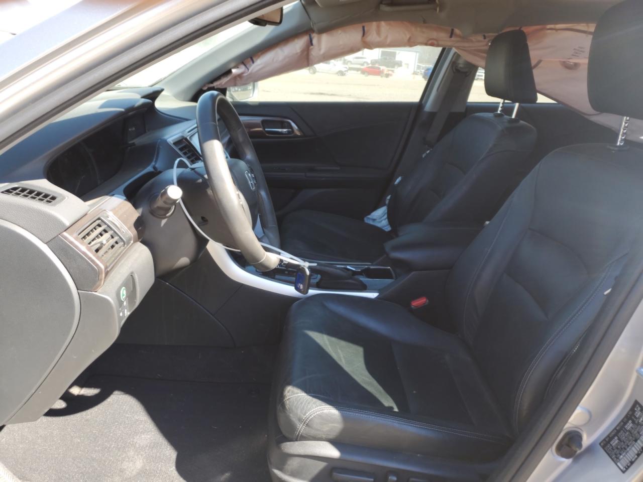 2017 Honda Accord VIN JHMCR6F71HC031132 Copart auction photo, rear end / side damage thumbnail 7