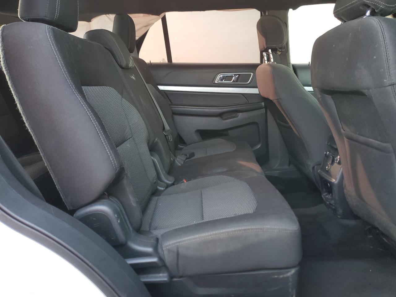 2016 Ford Explorer VIN 1FM5K8D89GGC05960 Copart auction photo, front end / side damage thumbnail 11