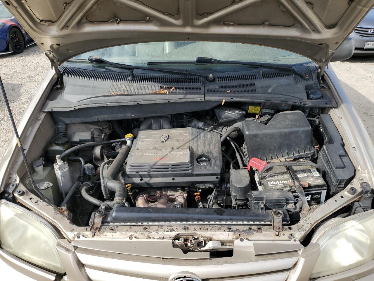 2002 Toyota Sienna VIN 4T3ZF13C12U473762 Copart auction photo, front end / side damage thumbnail 12