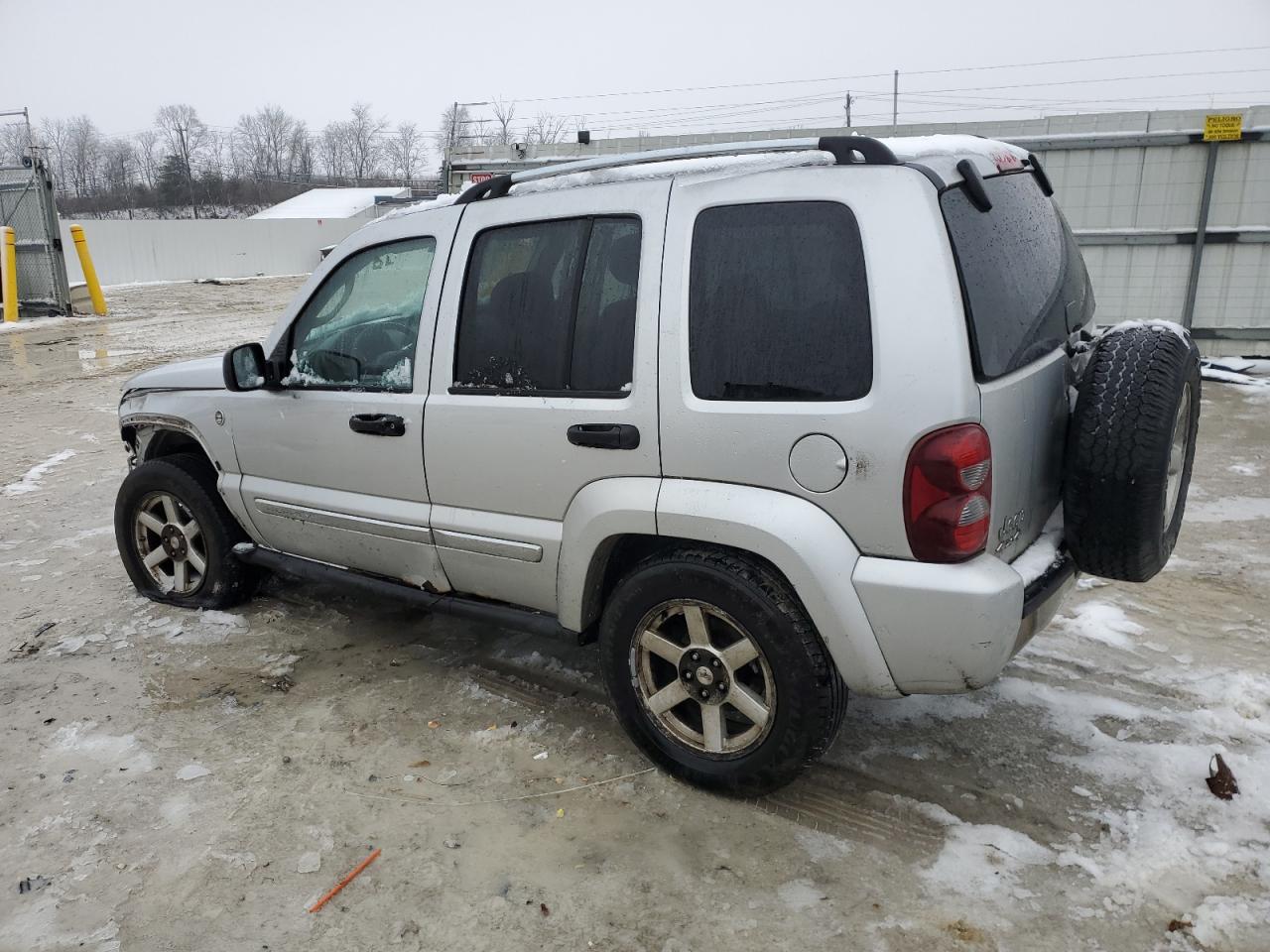 2006 Jeep Liberty (North America) VIN 1J4GL58K06W222143 Copart auction photo, front end / side damage thumbnail 2