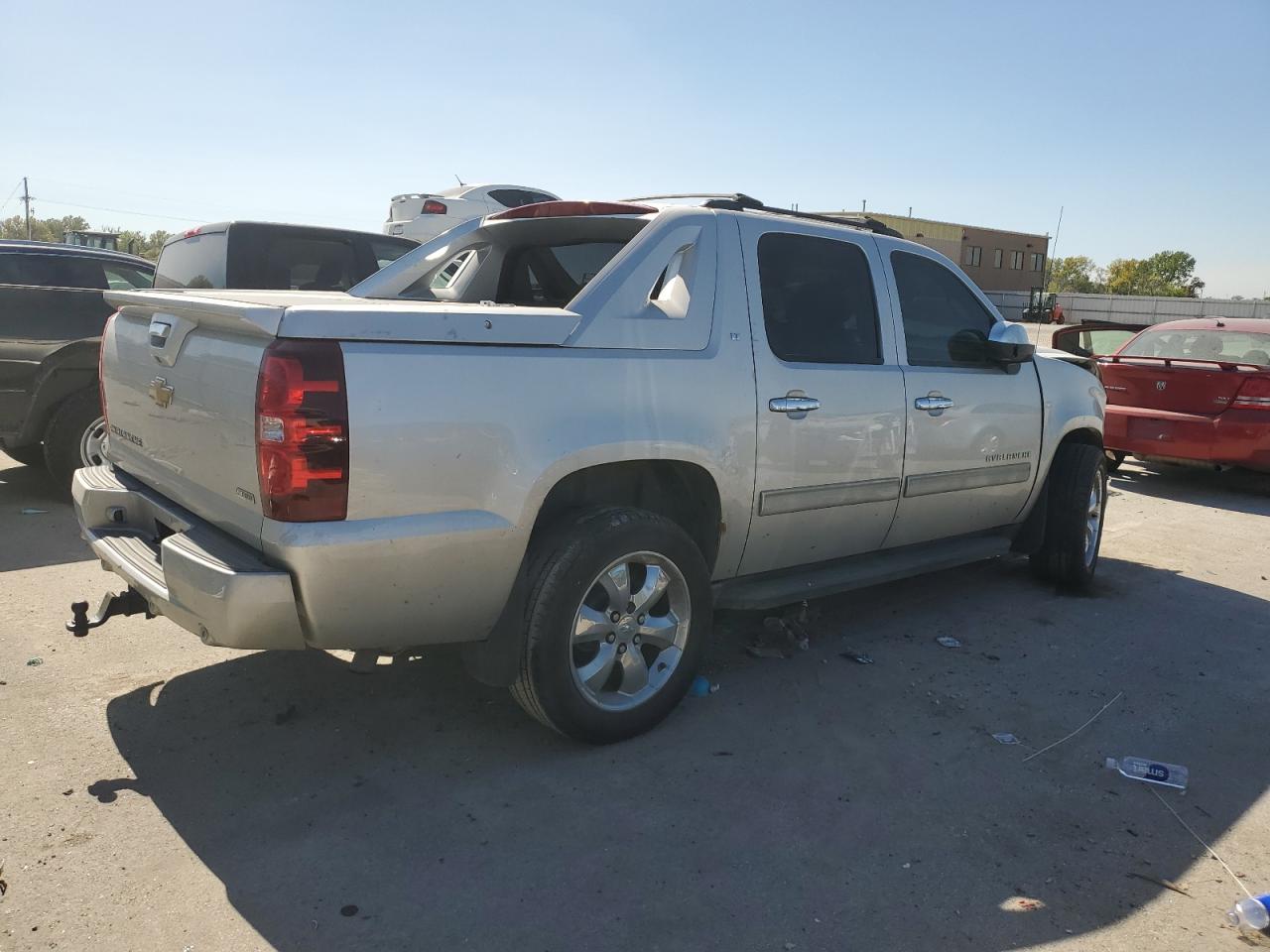2011 Chevrolet Avalanche VIN 3GNTKFE36BG238955 Copart auction photo, front end damage thumbnail 3