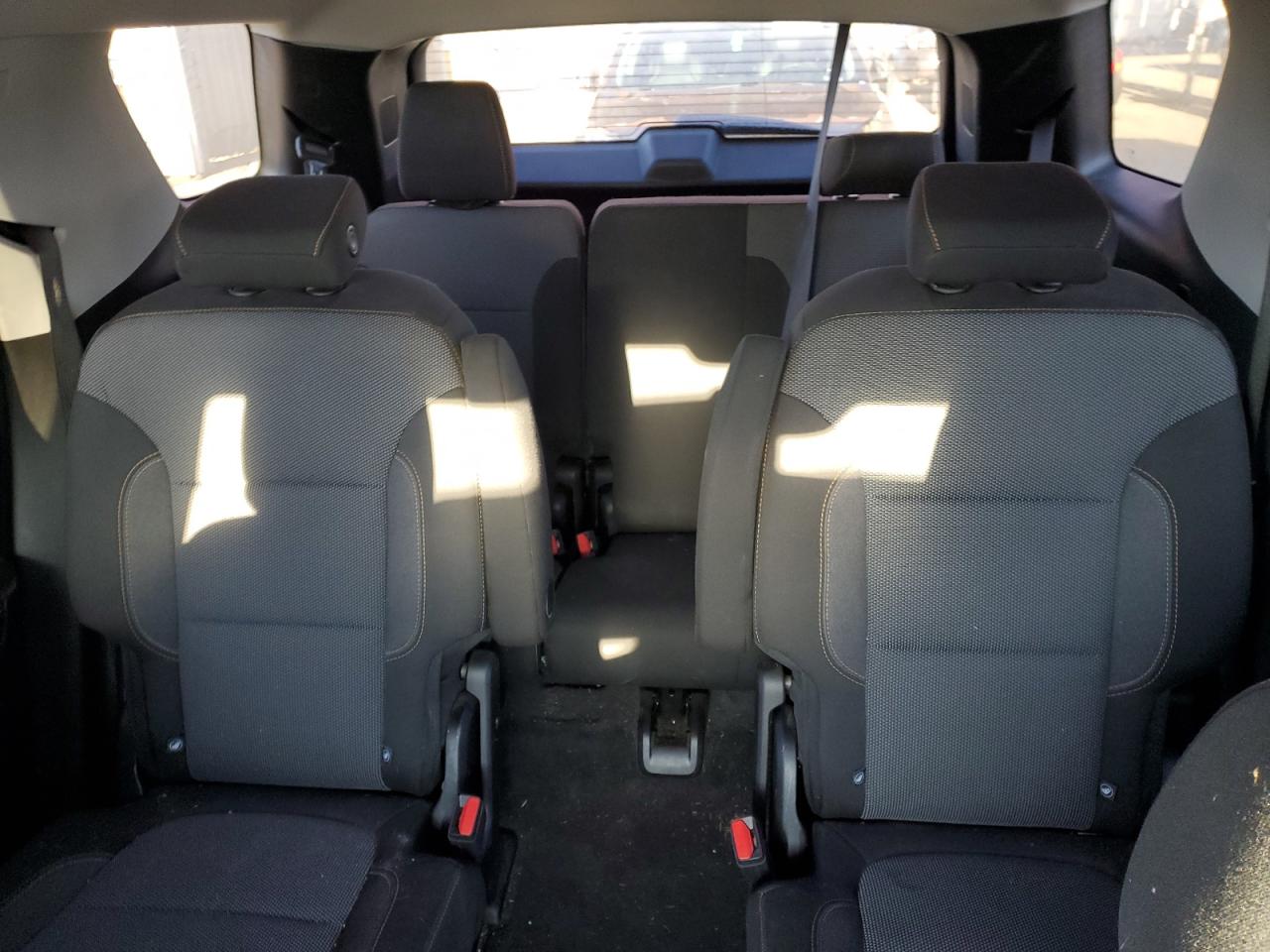 2018 Chevrolet Traverse VIN 1GNERGKW2JJ284921 Copart auction photo, front end damage thumbnail 10